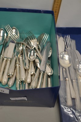 Lot 134 - Mixed Lot: Various silver plated cutlery