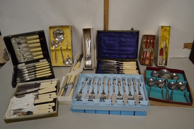 Lot 218 - Mixed Lot: Various cased cutlery