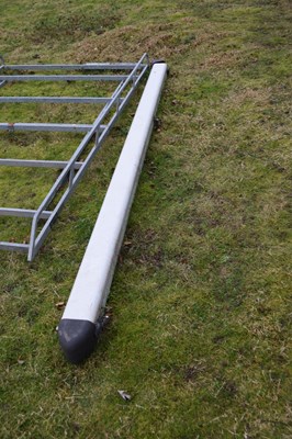 Lot 314 - Pipe carrying tube for a van