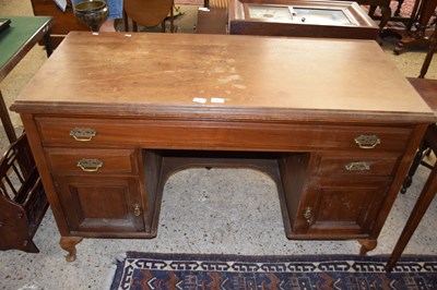 Lot 292 - Late Victorian American walnut twin pedestal...