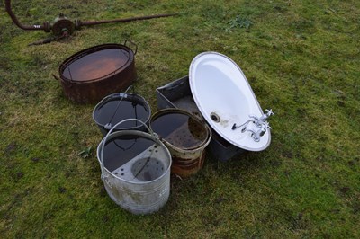 Lot 325 - Quantity of galvanised buckets