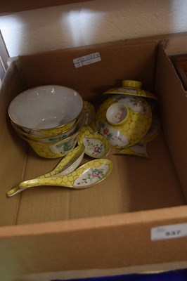 Lot 537 - Part Japanese rice bowl set