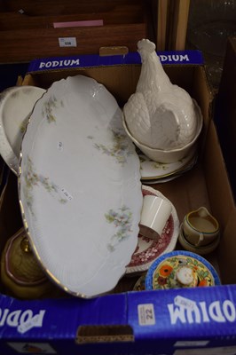 Lot 540 - Box containing various ceramics including egg...