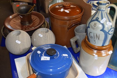 Lot 618 - Various kitchen wares include Le Creuset...