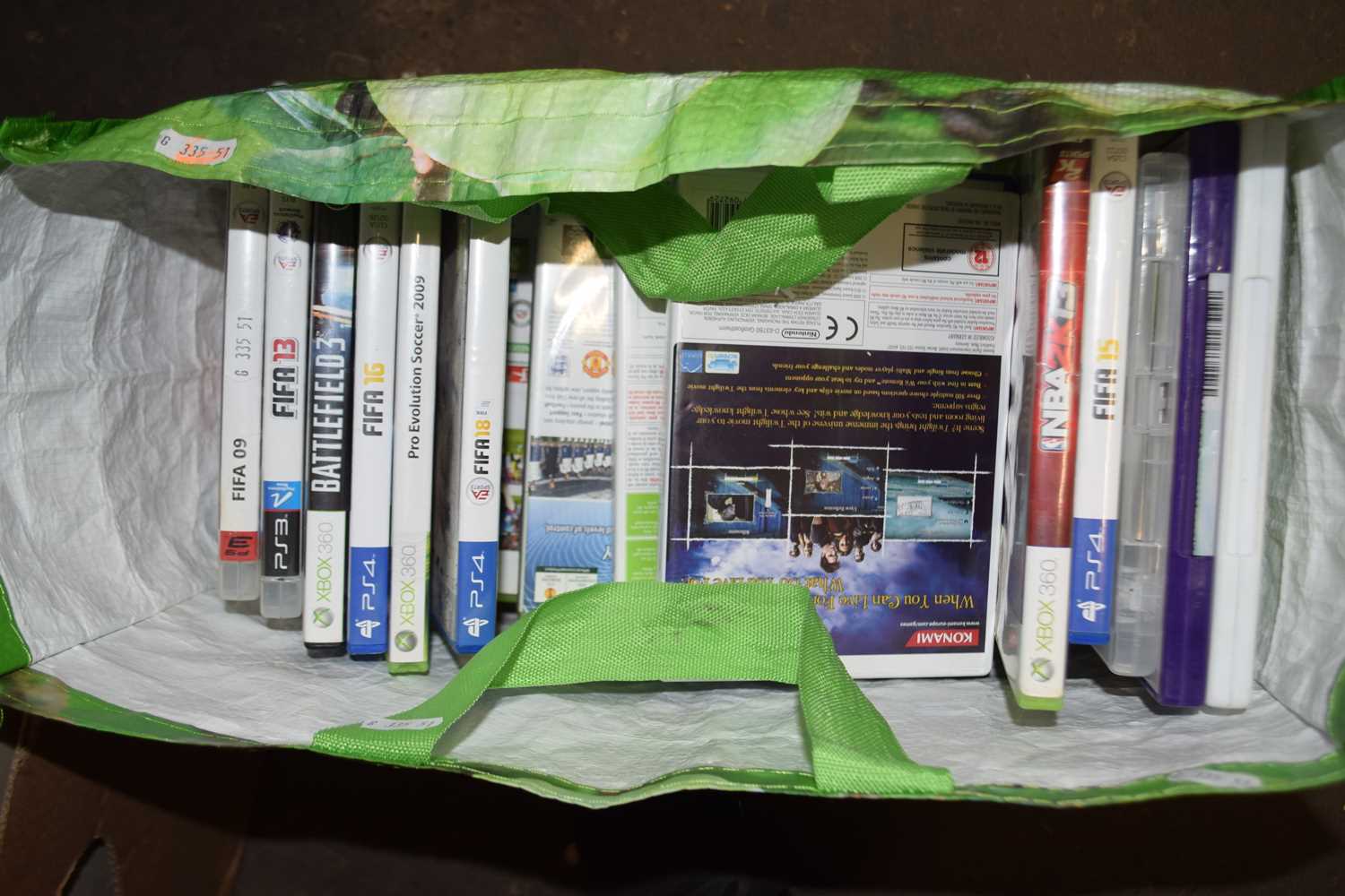 Lot 631 - Box containing a quantity of various X-Box,