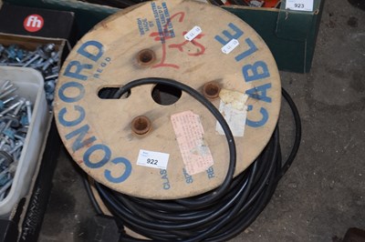 Lot 922 - Reel of electric cable