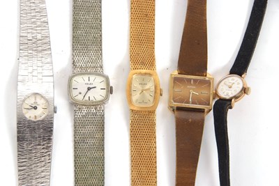 Lot 388 - Mixed Lot: Watches to include a 9ct gold cased...