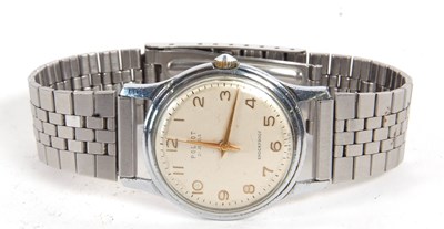 Lot 403 - A Poljot gent's wristwatch, the watch has a...