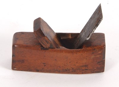 Lot 222 - Vintage miniature beech wood hollowing plane,...