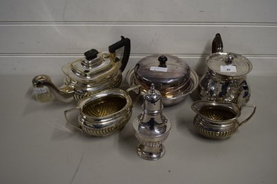 Lot 45 - MIXED LOT: SILVER PLATED TEA WARES, MUFFIN...