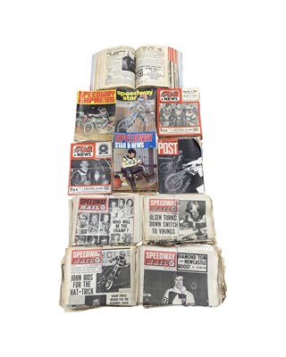 Lot 398 - A large collection of vintage Speedway...