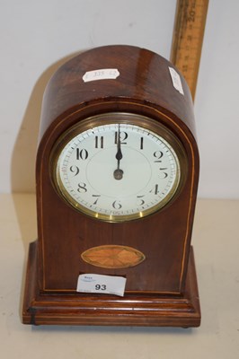 Lot 93 - An Edwardian mahogany cased mantel clock