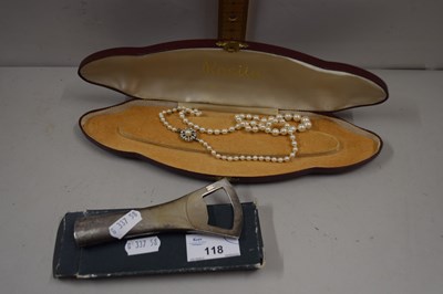 Lot 118 - Simulated pearl necklace and a Nat West...