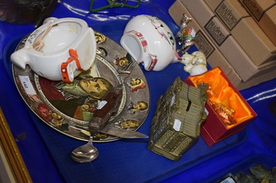 Lot 142 - Mixed Lot: Various assorted ceramics, brass...