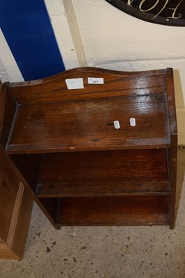 Lot 277 - Small oak bookcase cabinet