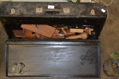 Lot 921 - Wooden tool box and contents