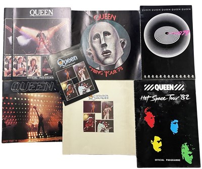 Lot 328 - A collection of Queen tour programmes, to...