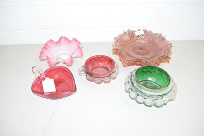 Lot 156 - MIXED LOT VARIOUS COLOURED GLASS DISHES