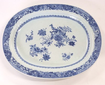 Lot 333 - An 18th Century Chinese export porcelain dish,...