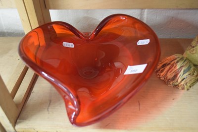 Lot 550 - Red Art Glass bowl in the shape of a heart