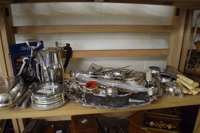 Lot 559 - Quantity of assorted flat ware and other items