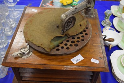 Lot 603 - Regal gramophone