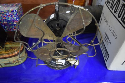 Lot 677 - Vintage desk fan