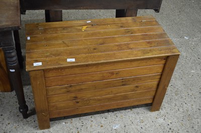 Lot 363 - Pine blanket box, 81cm wide