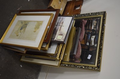 Lot 725 - Quantity of assorted pictures and prints