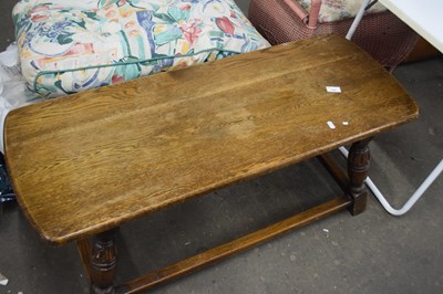 Lot 768 - Rectangular coffee table