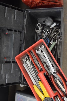 Lot 829 - Storage box and a quantity of assorted tools