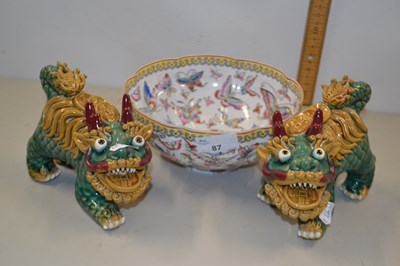 Lot 87 - Chinese bowl and a  pair of green Chinese dragons