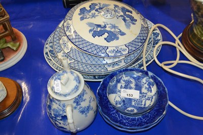 Lot 153 - Group of ceramic wares including Japanese...