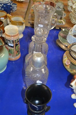 Lot 182 - Collection of glass ware, engraved vase, jugs,...