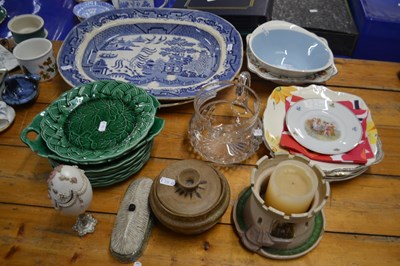 Lot 199 - Quantity of ceramics, large Staffordshire blue...