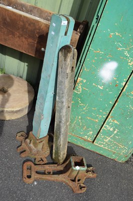 Lot 433 - Pair of vintage tennis posts