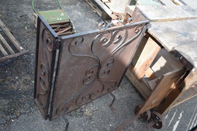 Lot 451 - Metal folding fire screen