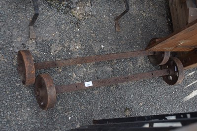 Lot 452 - Pair of cast iron wheels and chassis