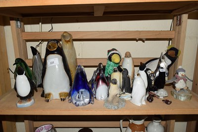 Lot 532 - VARIOUS MODEL PENGUINS TO INCLUDE A RANGE OF...