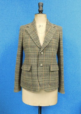 Lot 98 - A lady's Ralph Lauren brown tweed jacket,...