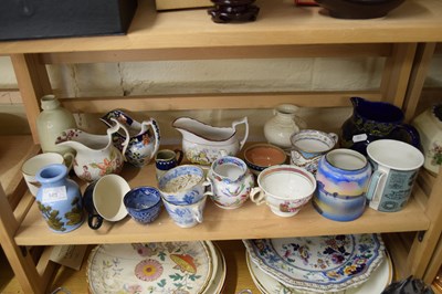 Lot 543 - VARIOUS VICTORIAN AND LATER CERAMICS TO...