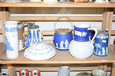 Lot 563 - VARIOUS WEDGWOOD JASPERWARE AND OTHER CERAMICS...