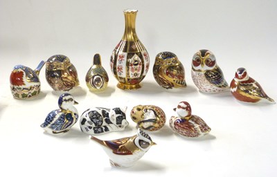 Lot 469 - Box containing quantity of Royal Crown Derby...