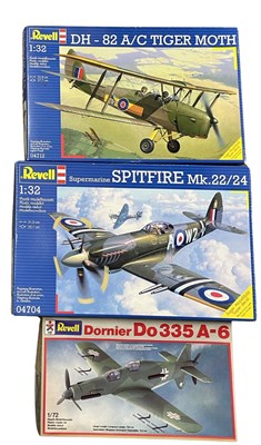 Lot 126 - A collection of Revell building kits, to...