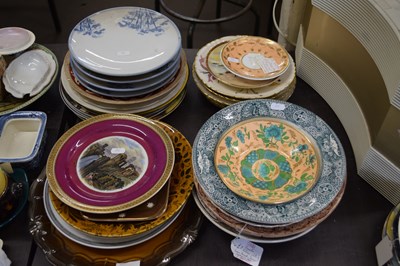 Lot 656 - QUANTITY OF ENGLISH PORCELAIN PLATES AND...
