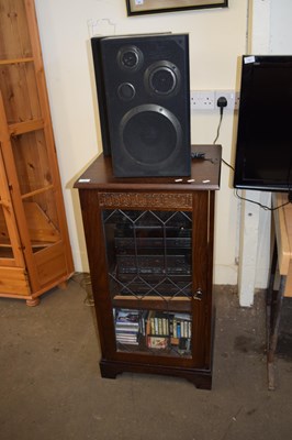 Lot 700 - OAK CABINET CONTAINING STEREO EQUIPMENT,...