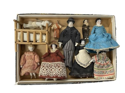 Lot 220 - A group of Victorian miniature hand-painted...