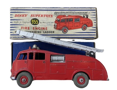 Lot 38 - A boxed Dinky 955 Fire Engine with Extending...