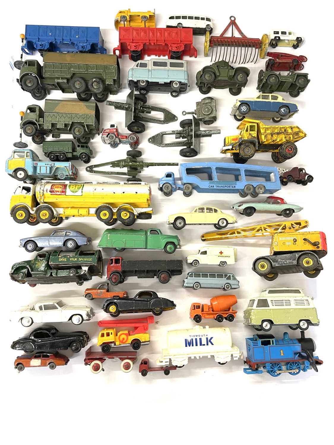 Lot 86 - A collection of various die-cast vehicles,