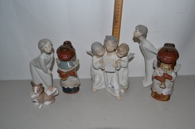 Lot 46 - Range of various Lladro and other similar...
